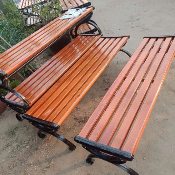 杭州户外座椅厂家：如何选择合适的公园椅?